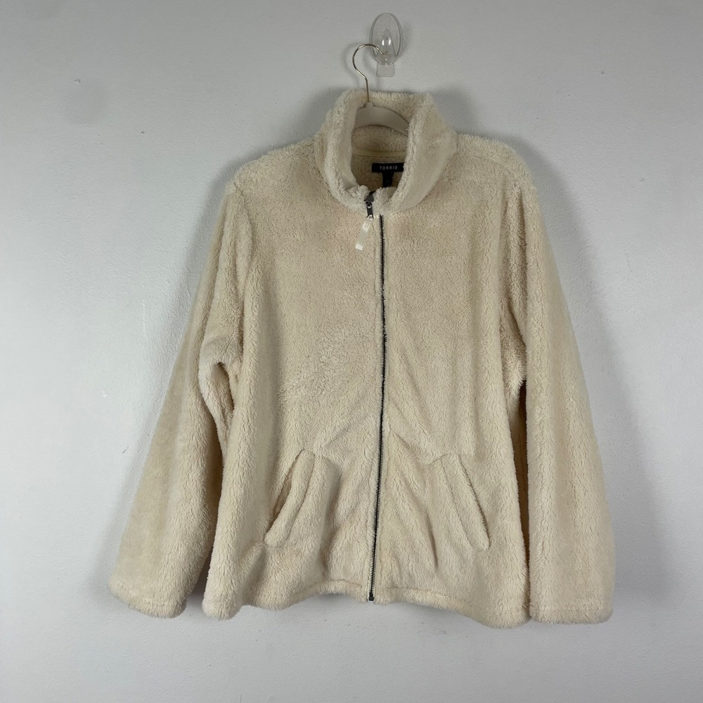 Torrid Women's Cream Sherpa Fleece Full Zip Jacket Plus Size 2 Cozy